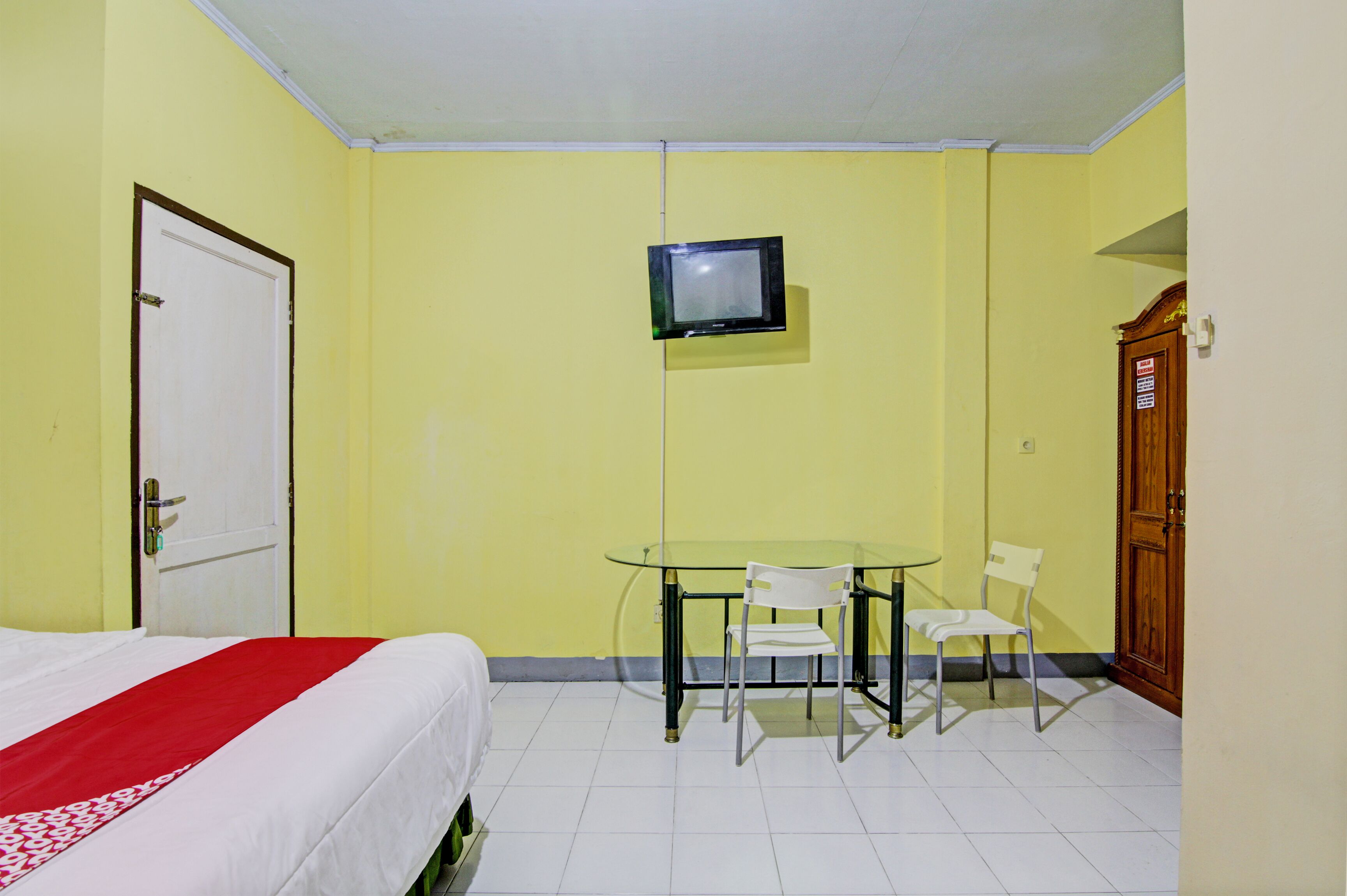 Foto - Hotel O Penginapan Budi SyariahNearTaman Amaryllis Pekanbaru