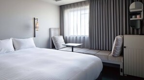 1 habitación, escritorio, wifi gratis y ropa de cama 