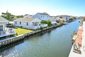Exterior - Three Bedroom Waterfront Home with a Rooftop Deck (Ocean City)