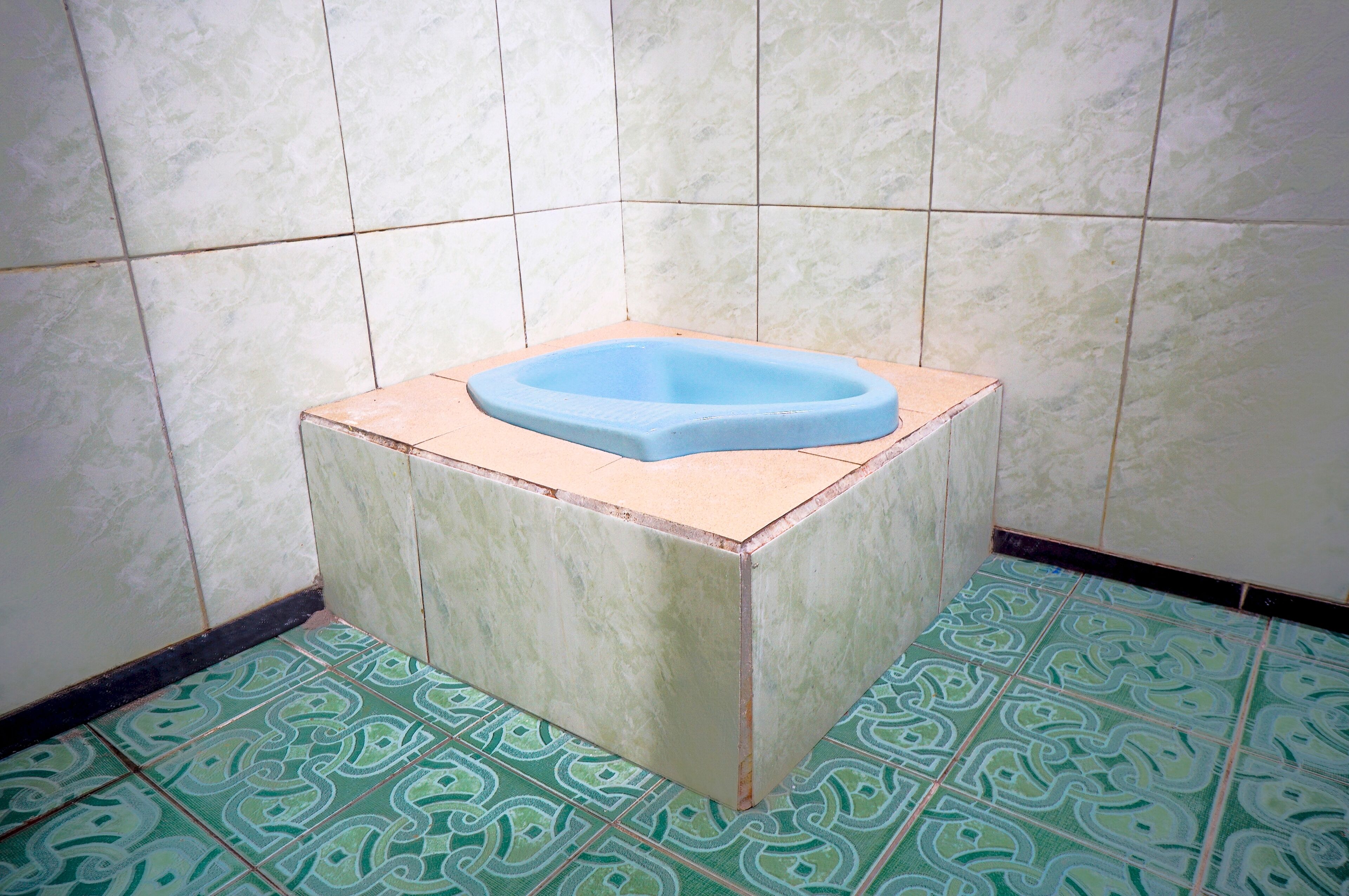 Economy Double Room | Bathroom | Shower, towels