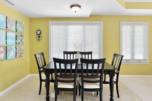 Dineren