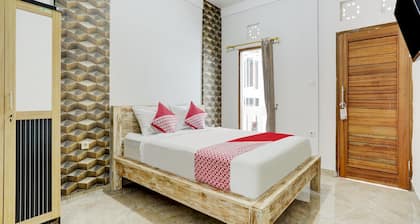 OYO Flagship 90756 Melasti Hills Room & Cafe