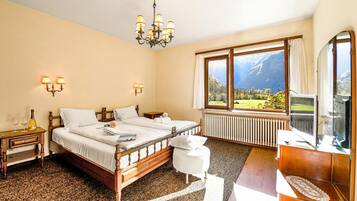 Familienchalet, Mehrere Schlafzimmer, 2 Bäder (Casa Mima 3) | 2 Schlafzimmer, kostenloses WLAN, Bettwäsche