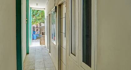 OYO Life 92684 Kost Mutiara Nirwana