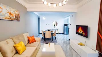Executive-Apartment | Wohnbereich | Smart-TV