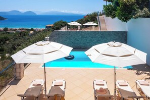 Villa (3 Bedrooms) | Interior