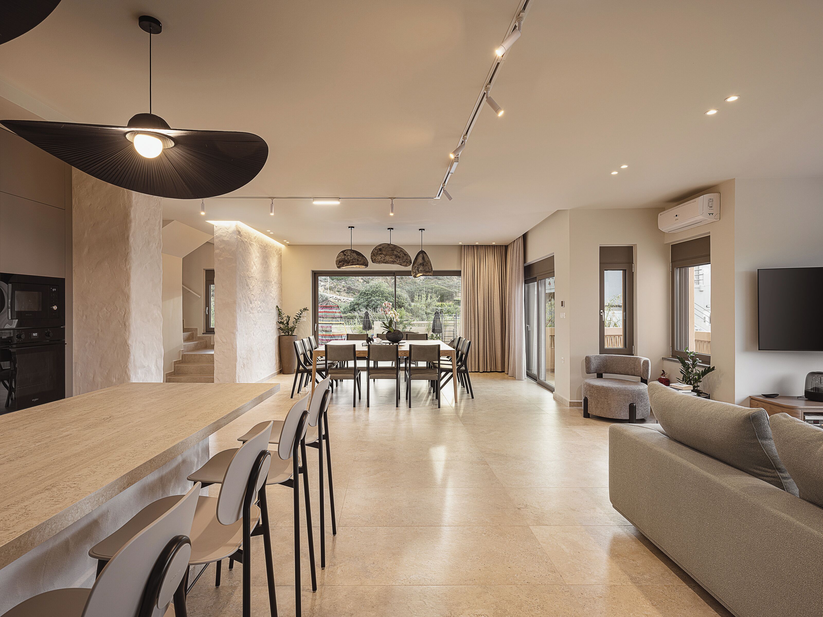 Villa de lujo, 6 habitaciones, alberca privada, vista parcial al mar | Cocina privada | Refrigerador con congelador, microondas, horno y parrilla de estufa 