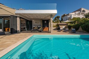 Villa | 4 bedrooms - Villa Coratina Zadarvillas (Novalja)