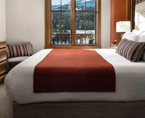 Condo (Breck_Hyatt_MainStStation_2BD)