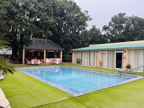 Outdoor pool - Kailash Farms Earthen Life (Hoshiarpur)