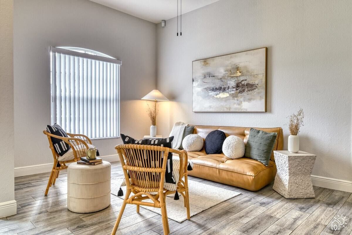 Luxury Oasis for 10ppl - Just 2.7mi. to local Pool