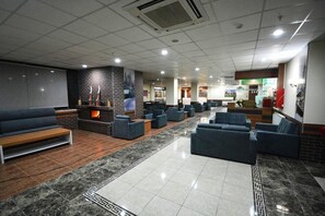Khu sảnh