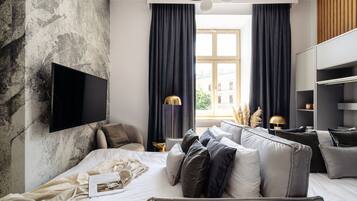 Design Apartment | Living room | 32-inch Smart TV with digital channels