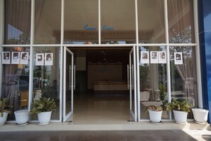 Front of property - Super OYO 93205 Kusuma Hotel And Convention Hall (Baron)