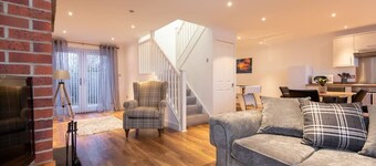 Beautiful Cottage in Durham with Pool Table