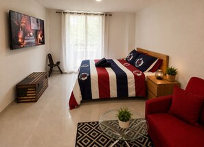1 chambre, fer et planche à repasser, lit parapluie, Wi-Fi gratuit