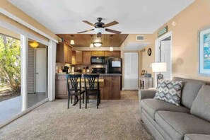 Tv, dvd-afspiller, videobibliotek