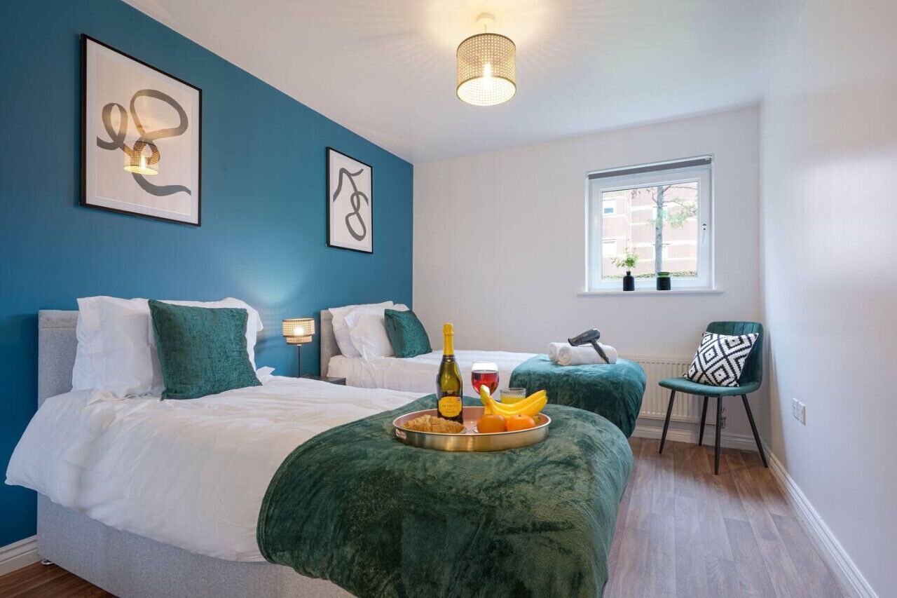 1 dormitorio, tabla de planchar con plancha, cuna de viaje y wifi