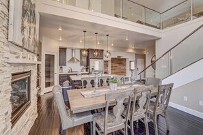 Dining - Lofts 7 C Summary:<br>Di (Brian Head)