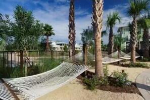 Property grounds - Salty Days - 5BR/3BA NatureWalk Home - Sleeps 12 - Golf Cart & Community Pools (Santa Rosa Beach)