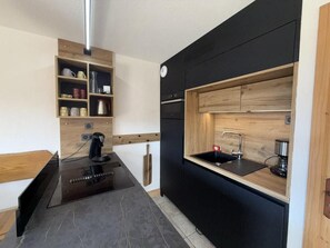 Microwave, dishwasher, coffee/tea maker, toaster - 250m from ski slopes, 1st floor, ski locker, 43m², Les Saisies (Villard-sur-Doron)