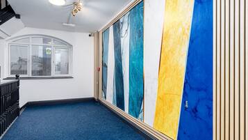 Basic-dobbeltværelse - fælles badeværelse | Udendørsområde