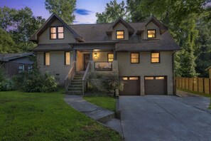 บ้านพัก, 5 ห้องนอน | บริเวณภายนอก