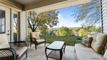 Kondominium, 2 kamar tidur | Teras/patio