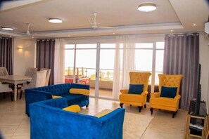 Superior Apartment | Living area - Luxurious &Classy Seaview 4 BR Apartment (Mombasa)