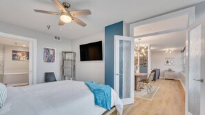 Condo, 1 Queen Bed with Sofa bed (Savannah Skyline) | 1 bedroom - Savannah Skyline (Savannah)