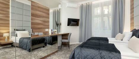 Ferros/tábuas de passar roupa, Wi-Fi, roupa de cama