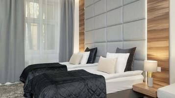 Strykjärn/strykbräda, wi-fi och sängkläder