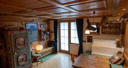 Casa Lacedel 1 on Ski slopes