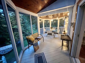 Interior - Chalet Avec vue sur le Chanteclair Près de Tout (Sainte-Adèle)