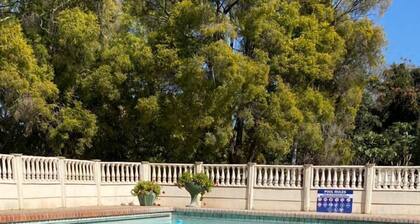 Villa Thabiso twin bed with pool access - 2087