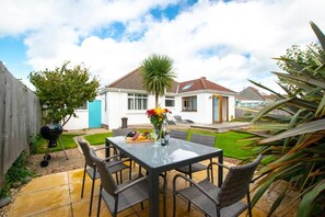 Outdoor dining - 3 Bed in Braunton (oc-sander) (Braunton)