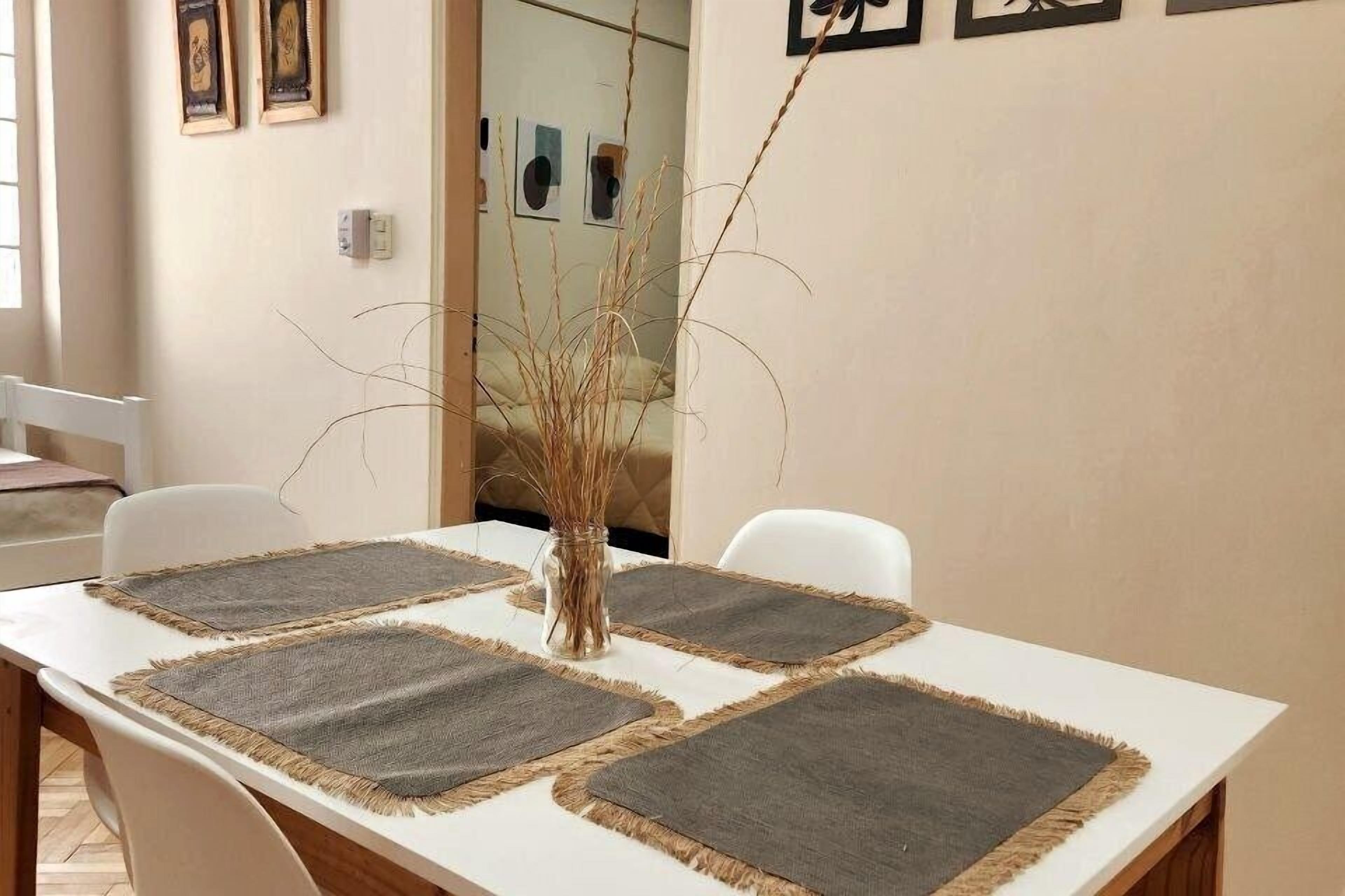 Apartemen Keluarga | Tempat makan