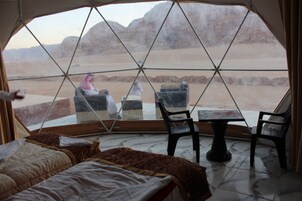 Deluxe Double Room | Blackout drapes, free WiFi