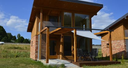 Villa De Lux Black
