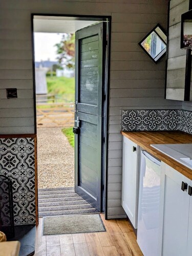 Shepherd's Hut - Lomu