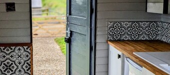 Shepherd's Hut - Lomu