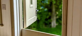 Shepherd's Hut - Jasmine