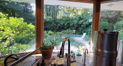 Lovely private home near Media Pa