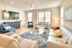 Smart TV, offices
