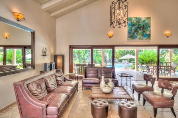 Living area - Villa Tropicalia - An Ocean view Villa (Cabarete)