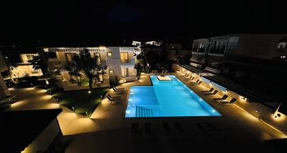 Studio Nikiti Beach