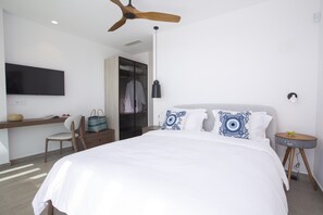 3 slaapkamers, een strijkplank/strijkijzer, gratis wifi, beddengoed