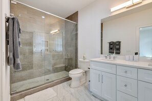Apartment (3 Bedrooms) | Interior - Luxe Townhome in South End Charlotte Near Uptown! (Charlotte)