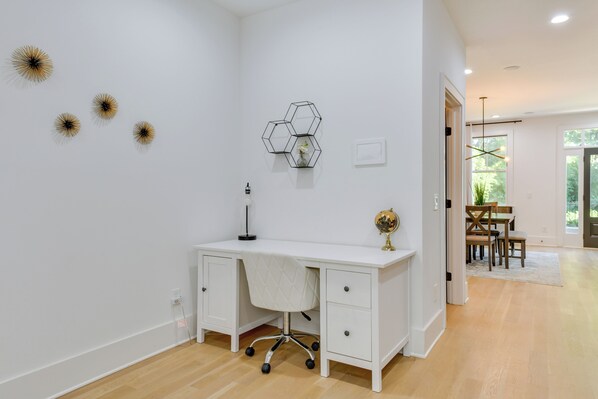 Apartment (3 Bedrooms) | Interior - Luxe Townhome in South End Charlotte Near Uptown! (Charlotte)