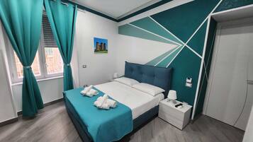 Luxury Room | 1 bedroom, soundproofing, free WiFi